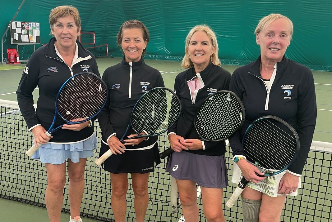 Ladies 60s Valiant Performance